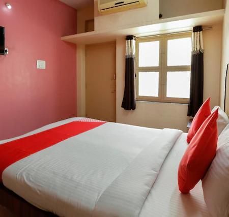 Jaya Krishna Mansions Hotel Vellore Exterior photo